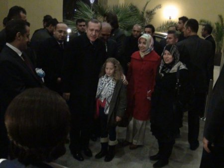 Filistinli cesur kız Tamimi, Erdoğan’la görüştü