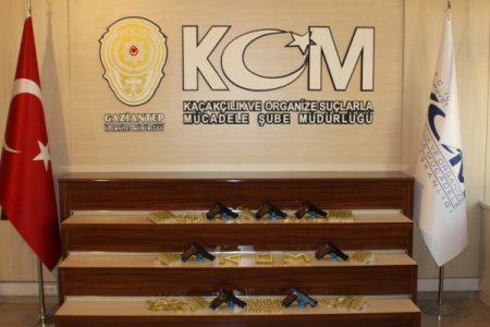 Fındık çuvalı içinde silah kaçırmak istedi, polise takıldı