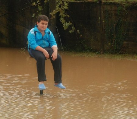 Fındıklı'daki sağanak ve heyelan maddi hasara sebep oldu