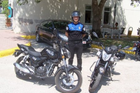 Finike Polisine Motosiklet Desteği