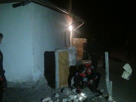 Firari asker, karakola götürmeye gelen polise ateş açtı