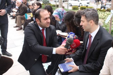 Fırat Üniversitesi öğrencileri kitap okuma etkinliğine katıldı