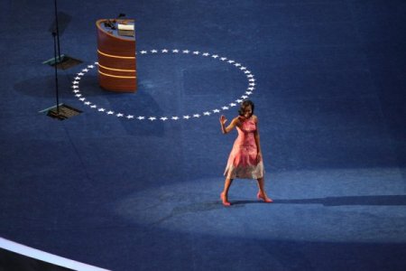 First Lady konuşmasıyla Demokratları ateşledi