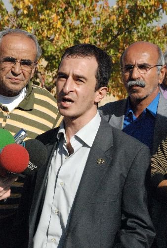 Fiyat Düşüklüğünü Protesto Eden Üreticiler Üzümleri Toplamayacak