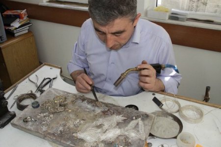 Fiyatlarındaki Rekor Artış Nedeniyle Gümüş Satışı Durma Noktasına Geldi