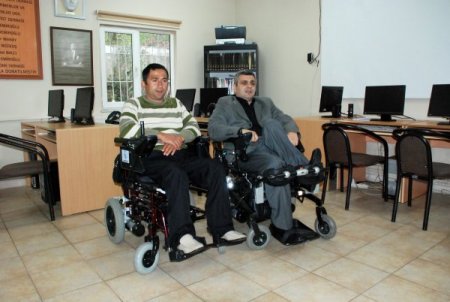 Fiziksel Engelliler Derneği Başkanı Şentürk: Akülü Araba Bekleyen 65 Üyemiz Var