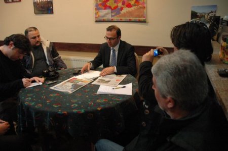 Flaman Gazetesi Türkçe Başlık Atarak Türk Okurlara Seslendi