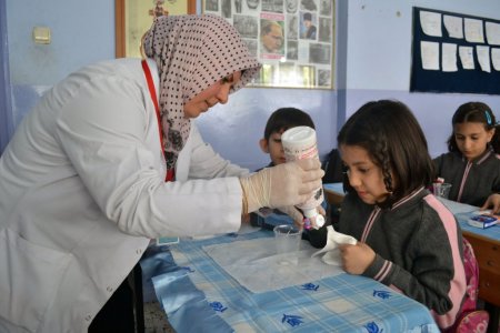Flor jel, diş çürüklerine karşı koruma sağlıyor