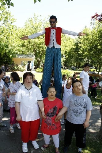 Florya Engelliler Yaz Kampı engelli vatandaşlara kapılarını açtı