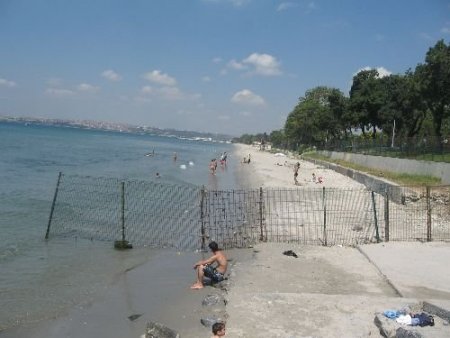 Florya Plajı Vatandaşa Kapatıldı