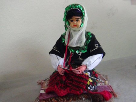 Foklorik bebekler ilgi bekliyor