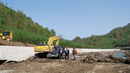 Fol Deresi ıslah ediliyor