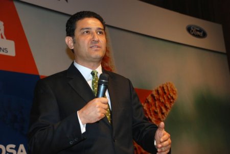 Ford Otosan Genel Müdürü: Üretim Kapasitemizi 2014’te 400 Binlere Çıkaracağız