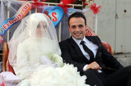 Forklift Gelin Arabası Oldu