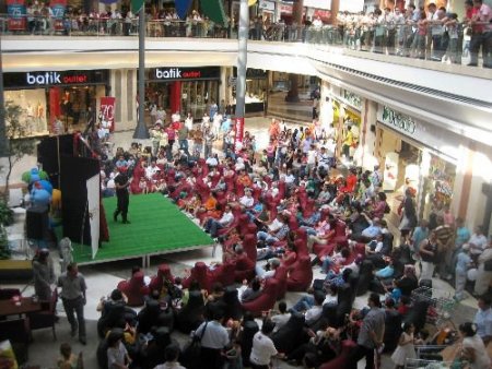 Forum Ankara'da Çarşamba Pazarı Kuruldu, Müşteri Sayısı Yüzde 50 Arttı