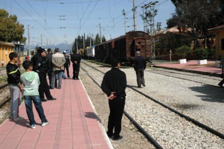 Fotoğraf Çektirmek İçin Çıktığı Vagon Ölümüne Sebep Oldu