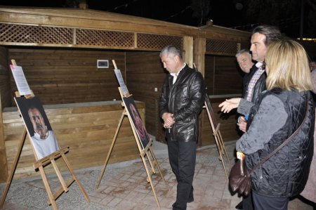 Fotoğraf sanatçısı Niko, savaşın çirkin yüzünü fotoğrafa yansıttı