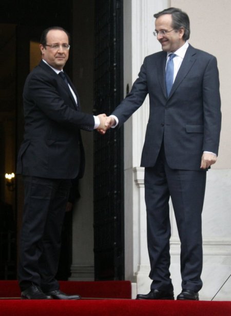 Fransa Cumhurbaşkanı Hollande Atina'da temaslarına başladı