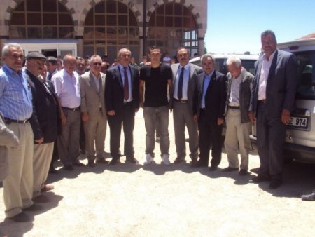 Fransa’da Top Koşturan Milli Futbolcu Erdinç, Memleketi Yozgat’a Geldi