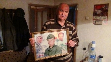 Fransa'da yangında ölen Uçar'ın annesi gözyaşlarını tutamadı