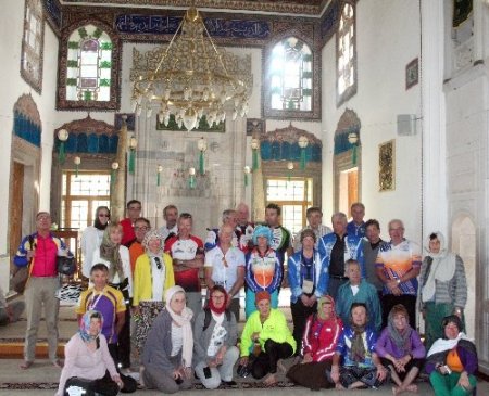 Fransızlar, Kapadokya’ya ve tarihi camiye hayran kaldı