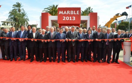 Fuar için 80 TIR mermer taşındı