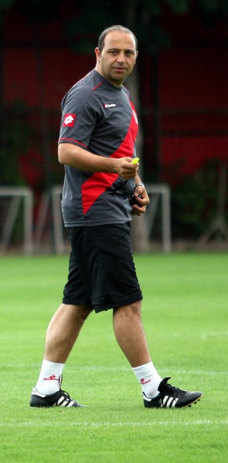 Fuat Çapa: Milli maç arasına moralli girmek istiyoruz