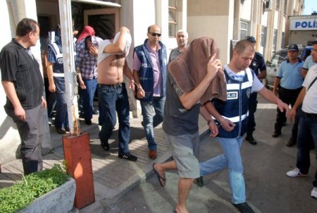 Fuhuş Çetesi Polisi, Polis Çeteyi Takip Etmiş