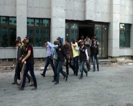 Fuhuş çetesine operasyon: 18 gözaltı