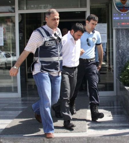 Fuhuş Operasyonunda, 4'ü Polis 35 Kişi Adliyeye Sevk Edildi