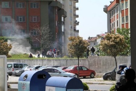 Fulya’da biber gazı kovanı evin içine girdi (Özel)