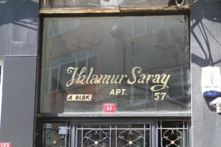 Fulya’da biber gazı kovanı evin içine girdi (Özel)