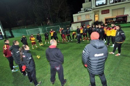 Galatasaray, ikinci yarı hazırlıklarına başladı