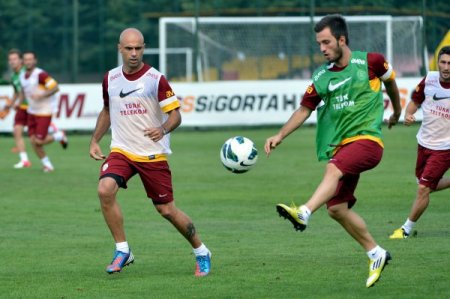 Galatasaray, İtalya'ya gitti