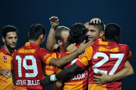 Galatasaray, MP Antalyaspor engelini rahat geçti
