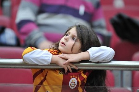 Galatasaray: 0 - Mersin İdmanyurdu: 1 (İlk yarı)