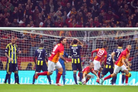 Galatasaray: 2 - Fenerbahçe: 1