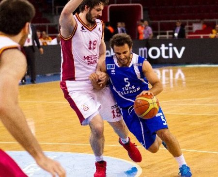 Galatasaray: 89 – Türk Telekom: 73