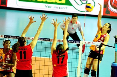 Galatasaray Daikin: 0 - Vakıfbank: 3