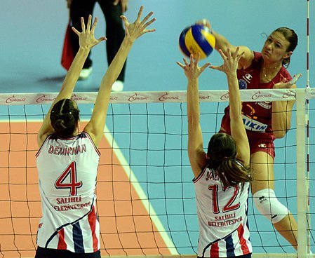 Galatasaray Daikin: 3 - Salihli Belediyesi: 0