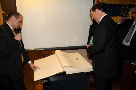 Galatasaray - Fenerbahçe Derbisine Amerika Da Talip