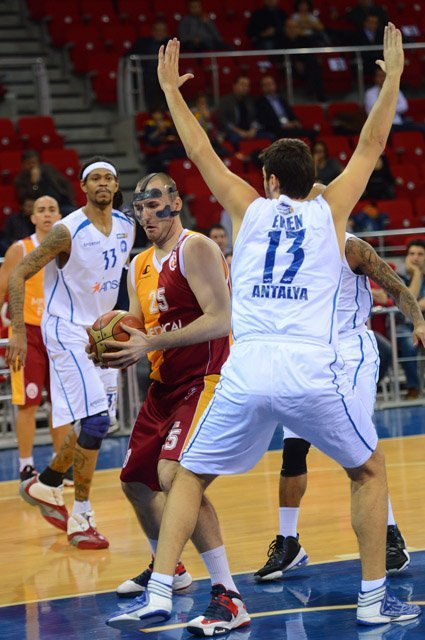 Galatasaray Medical Park, Antalya Büyükşehir Belediyesi’ni 85-65 mağlup etti