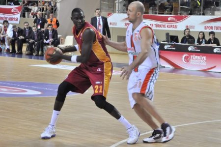 Galatasaray Medical Park: 81 - Banvit: 68