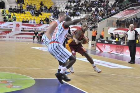 Galatasaray Medical Park: 81 - Banvit: 68