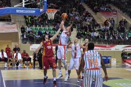 Galatasaray Medical Park: 81 - Banvit: 68