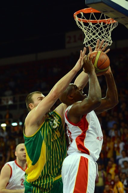 Galatasaray Medical Park: 81 – Olin Edirne: 62