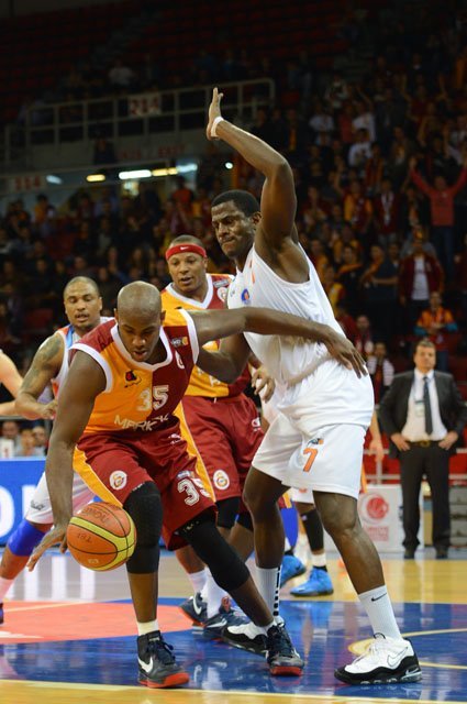 Galatasaray Medical Park: 84 - Mersin Büyükşehir Belediyesi: 73