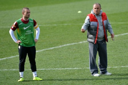 Galatasaray'da Beşiktaş maçının hazırlıkları tek antrenmanla sürdü