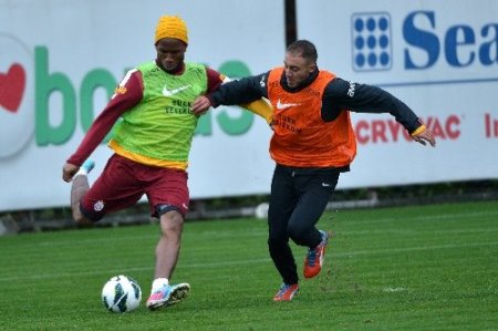 Galatasaray'da Elazığspor maçı hazırlıkları sürüyor