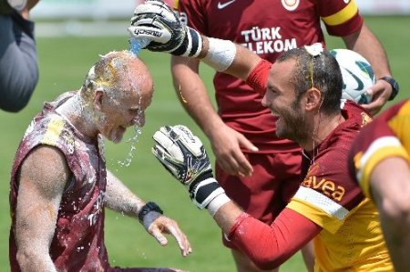 Galatasaray'da Fenerbahçe hazırlıkları sürdü